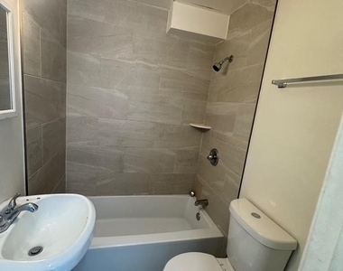 1108 N Bond Street - Photo Thumbnail 8