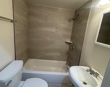 1108 N Bond Street - Photo Thumbnail 13