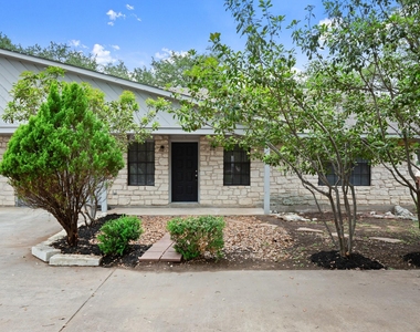 3801 Foust Trl - Photo Thumbnail 2