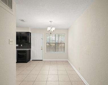 3801 Foust Trl - Photo Thumbnail 11
