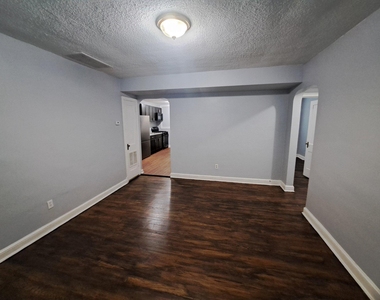 3516 Ely Pl Se - Photo Thumbnail 5