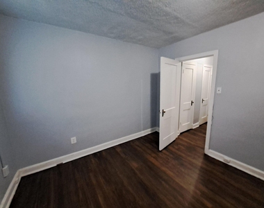3516 Ely Pl Se - Photo Thumbnail 8