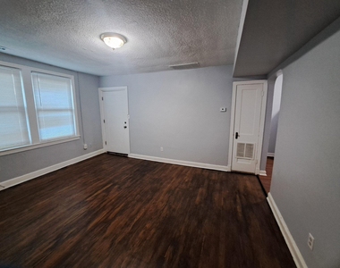 3516 Ely Pl Se - Photo Thumbnail 7