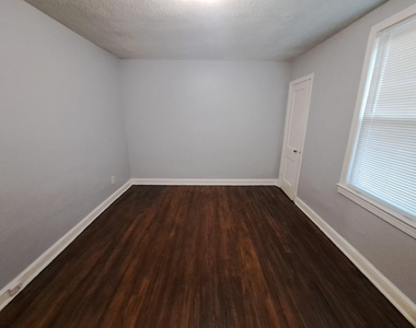 3516 Ely Pl Se - Photo Thumbnail 9
