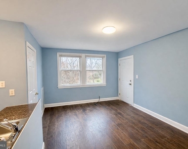 2621 30th Street Se - Photo Thumbnail 3