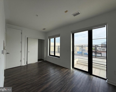 1250 9th Street Nw - Photo Thumbnail 3