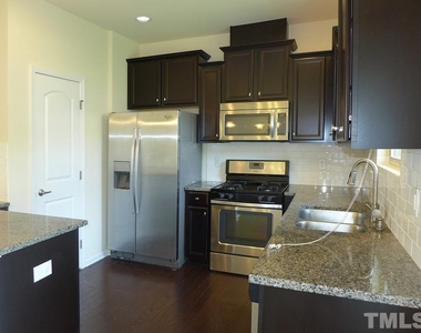 15 St Elias Drive - Photo Thumbnail 9