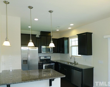 15 St Elias Drive - Photo Thumbnail 8