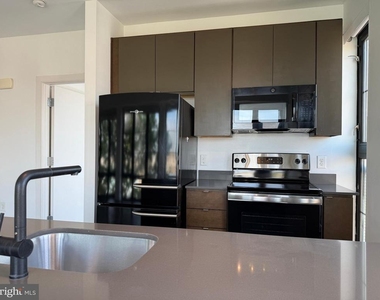 1250 9th Street Nw - Photo Thumbnail 7