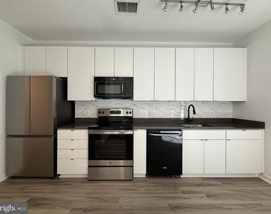 1250 9th Street Nw - Photo Thumbnail 2