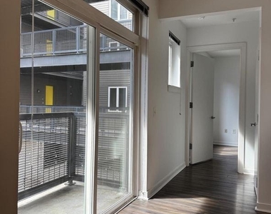 1250 9th Street Nw - Photo Thumbnail 3