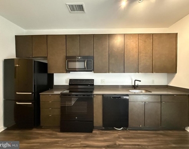 1250 9th Street Nw - Photo Thumbnail 2