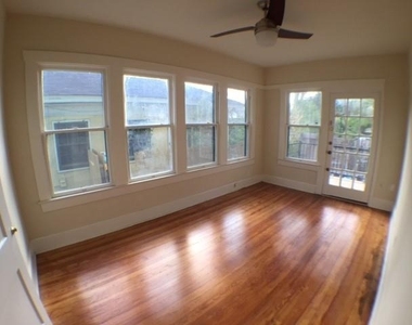 2904 West Ave - Photo Thumbnail 2