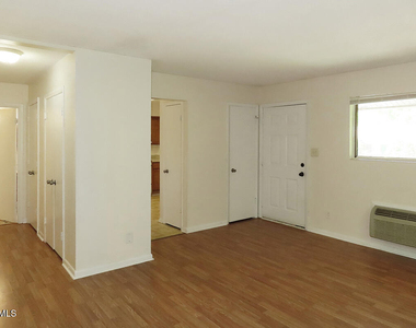 1 Shepherd Lane - Photo Thumbnail 3