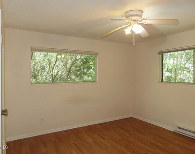 1 Shepherd Lane - Photo Thumbnail 6