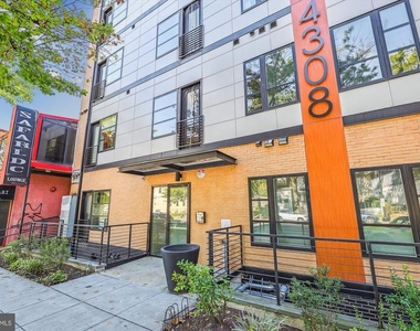 4308 Georgia Avenue Nw - Photo Thumbnail 2