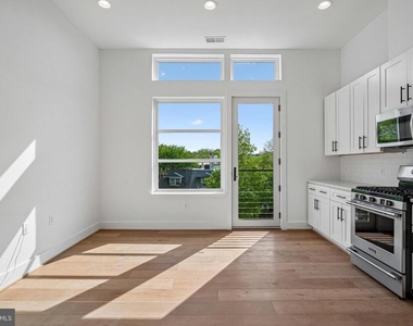 4308 Georgia Avenue Nw - Photo Thumbnail 6
