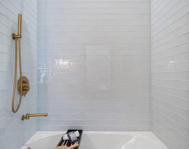 2450 Wickersham Ln - Photo Thumbnail 20