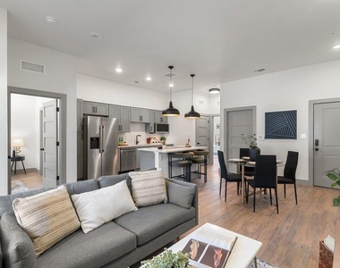 2450 Wickersham Ln - Photo Thumbnail 13