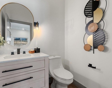 2450 Wickersham Ln - Photo Thumbnail 24