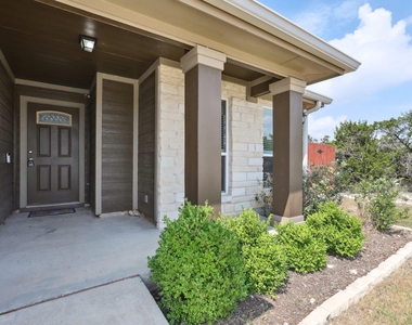 20111 Travis Dr - Photo Thumbnail 3