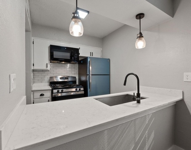 1220 W Anderson Ln - Photo Thumbnail 1