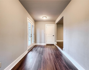 5909 Lago Vista Way D - Photo Thumbnail 25
