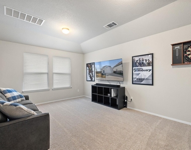 408 Black Opal Dr - Photo Thumbnail 12