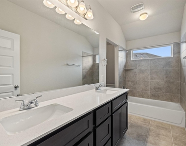 408 Black Opal Dr - Photo Thumbnail 16