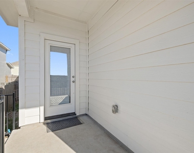 408 Black Opal Dr - Photo Thumbnail 20