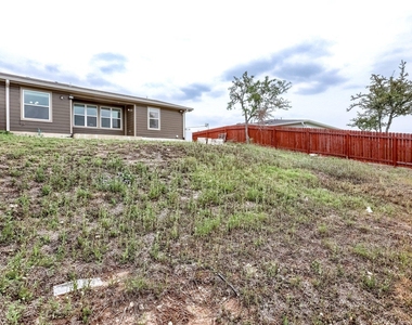20111 Travis Dr - Photo Thumbnail 23