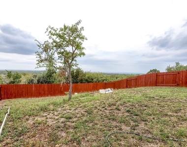 20111 Travis Dr - Photo Thumbnail 21