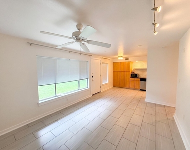 2200 Dickson Dr - Photo Thumbnail 1