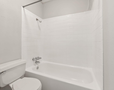 1720 Wooten Park Dr - Photo Thumbnail 11
