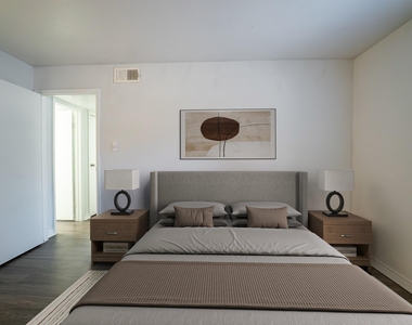 12300 Hymeadow Dr - Photo Thumbnail 7