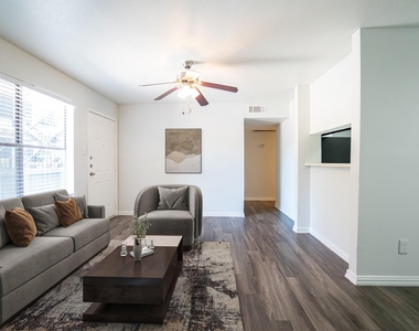 12300 Hymeadow Dr - Photo Thumbnail 5