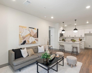 2450 Wickersham Ln - Photo Thumbnail 5