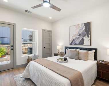 2450 Wickersham Ln - Photo Thumbnail 13