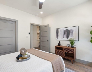 2450 Wickersham Ln - Photo Thumbnail 14