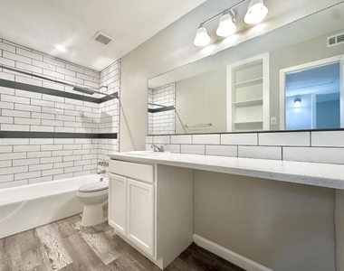 7304 Twin Crest Dr - Photo Thumbnail 6