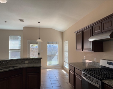 11501 Knapple Cv - Photo Thumbnail 6