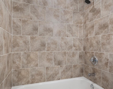 6211 Manor Rd - Photo Thumbnail 17