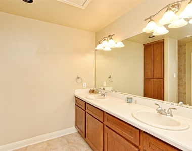 1908 Kahala Sunset Dr - Photo Thumbnail 10