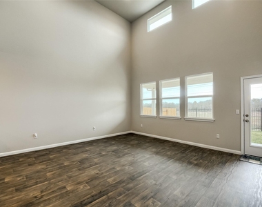 603 Bluffview Dr - Photo Thumbnail 8