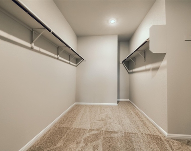 603 Bluffview Dr - Photo Thumbnail 14