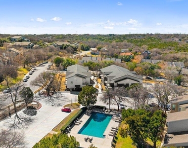 2450 Wickersham Ln - Photo Thumbnail 38