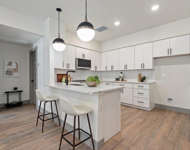 2450 Wickersham Ln - Photo Thumbnail 2
