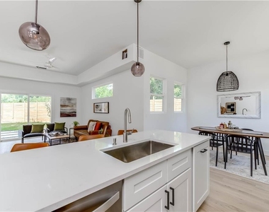 4800 Vinson Dr - Photo Thumbnail 2