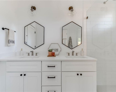 4800 Vinson Dr - Photo Thumbnail 24