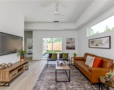 4800 Vinson Dr - Photo Thumbnail 15